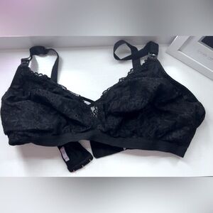 Savage X Fenty “Savage Not Sorry Lace Maternity Bralette.” Nursing Bra. Rihanna.
